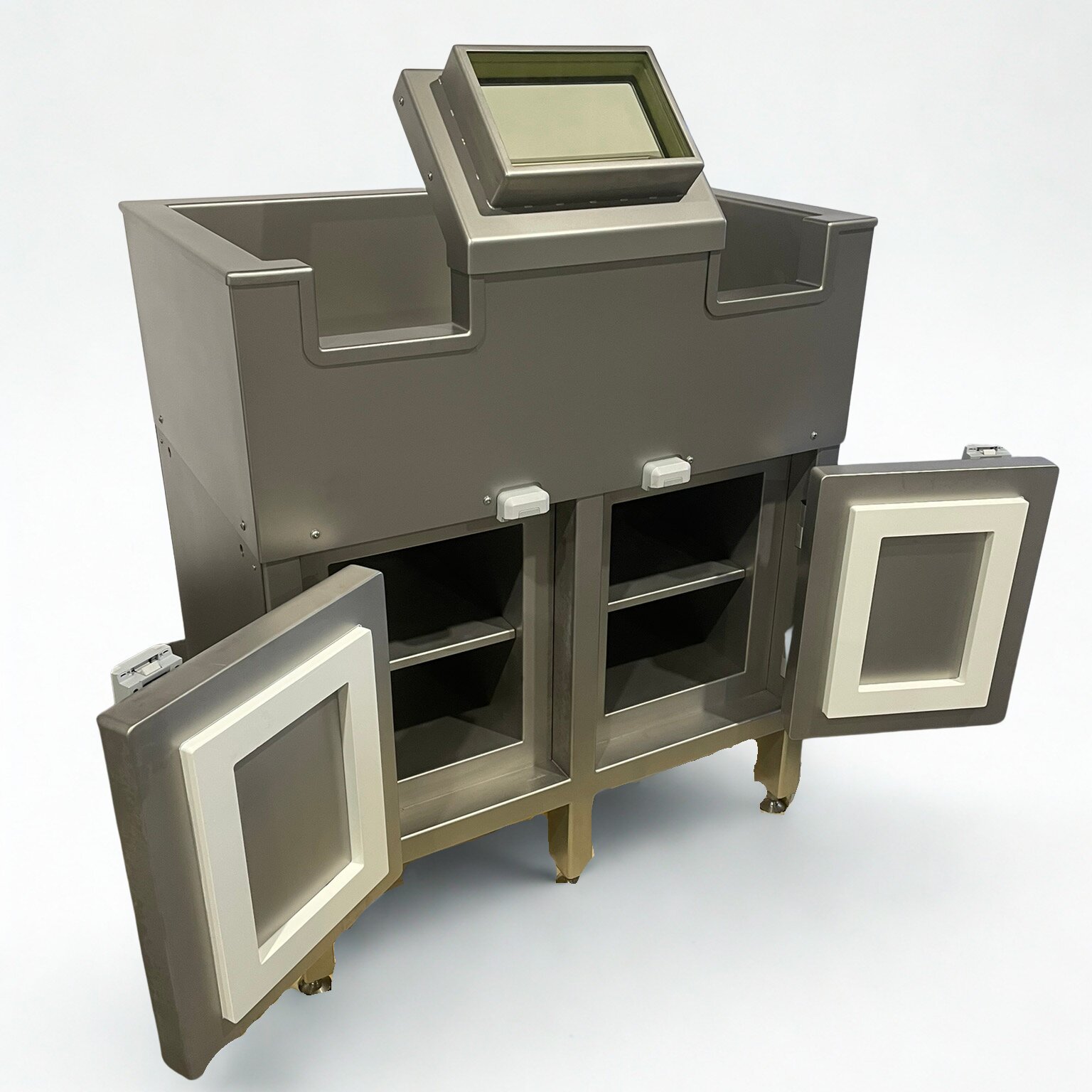 Shielded Workstation