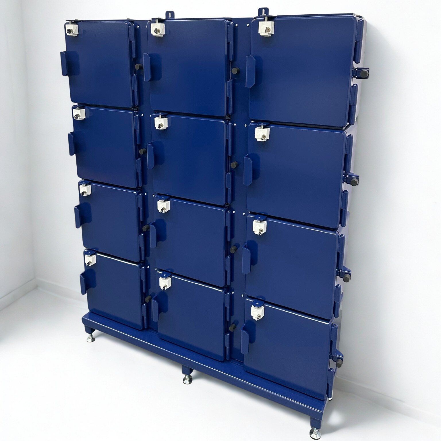 custom 4x4 safe setup Shielded safe setup