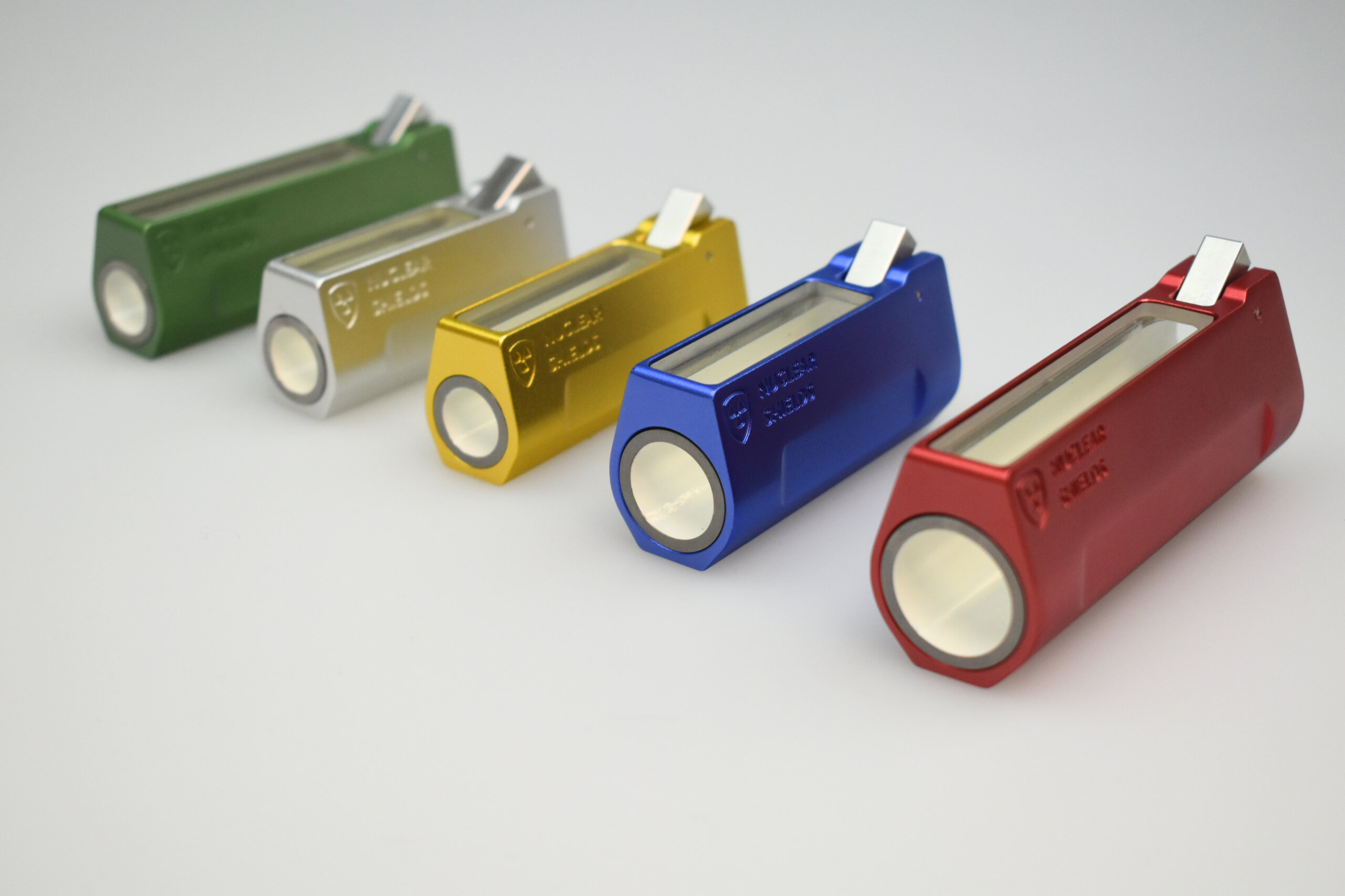 Clip-Lock syringe shields Clip-Lock syringe shields