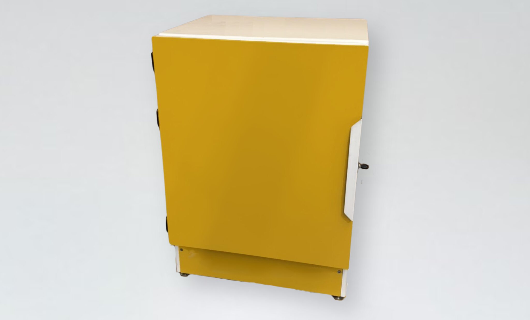 Alternative Lead-lined Cabinet